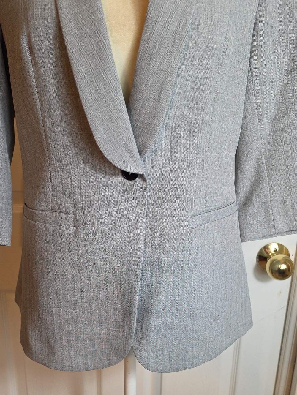 Halara One Button Blazer - Picture 3 of 12